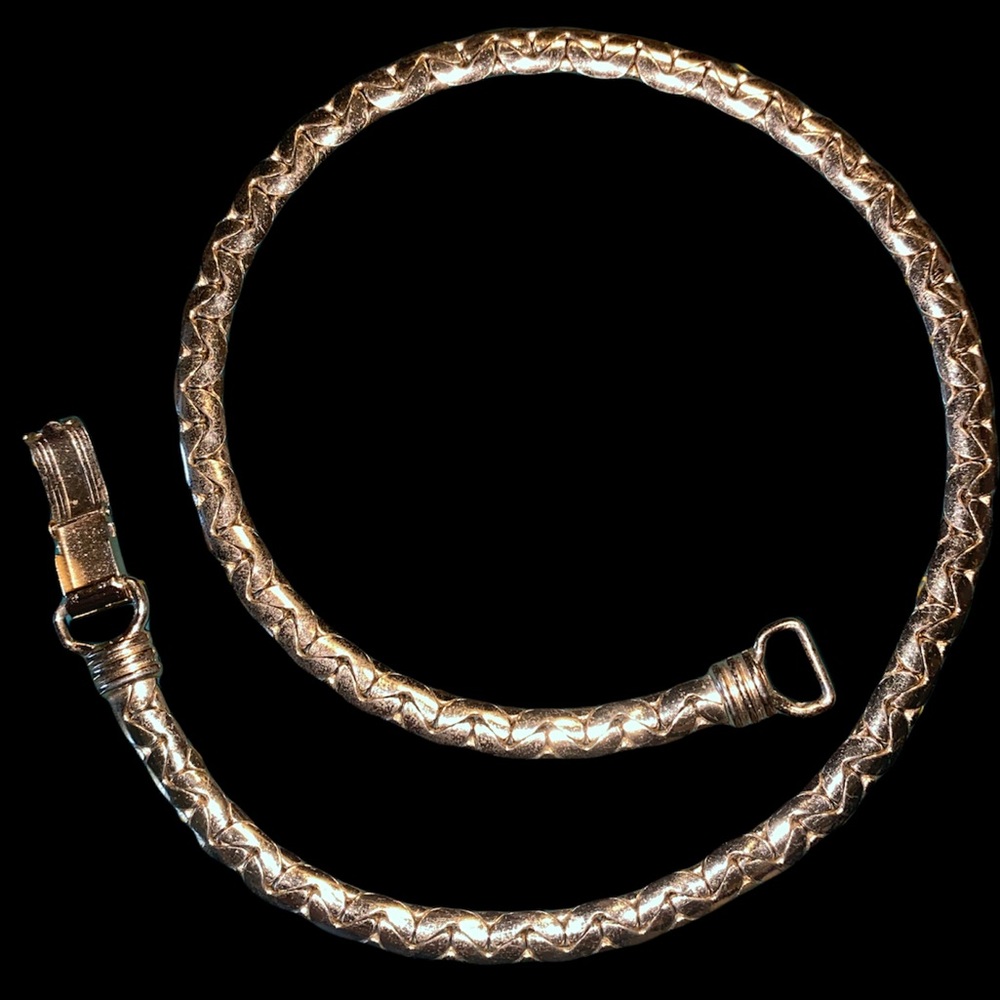 Vintage Coro gold tone chain necklace.